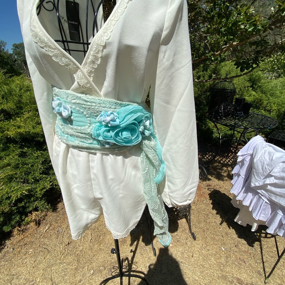 Kreativekristen Artisan turquoise embellished lace cumbetbun Belt - Picture 4 of 12